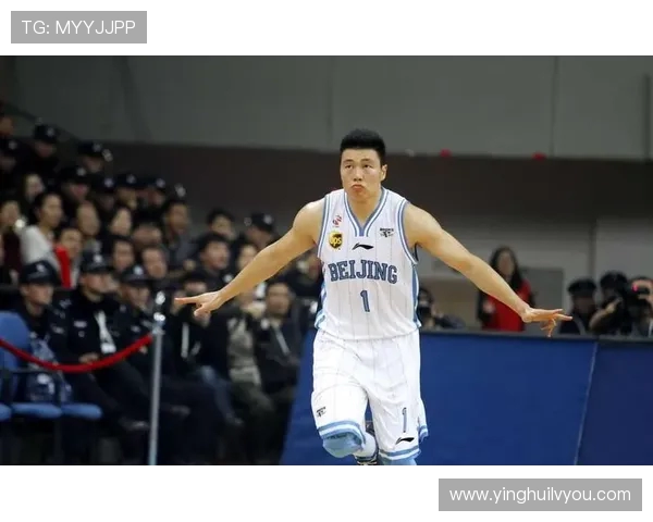 李根的篮球之路:从青涩少年到职业球员的成长历程与心路历程