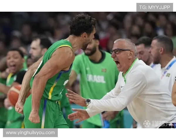 美国男篮与巴西男篮激战正酣谁将赢得这场篮球盛宴