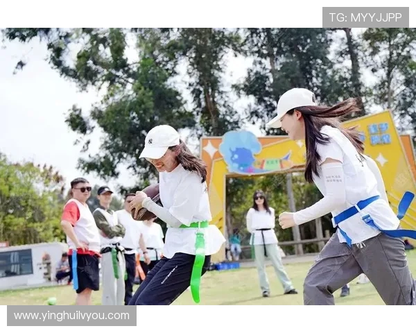 飞盘与梦想交织的旅程：杨磊的深度对话与人生启示