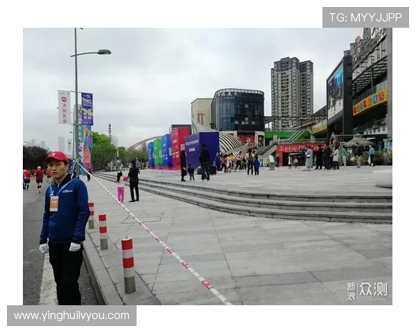 深圳城市马拉松点评：街舞队的精彩表现与比赛经验分享
